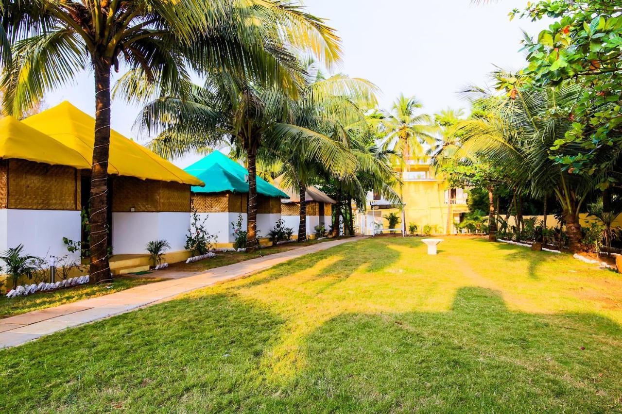 Oyo Flagship 19362 Sai Coco Resort Morjim Luaran gambar
