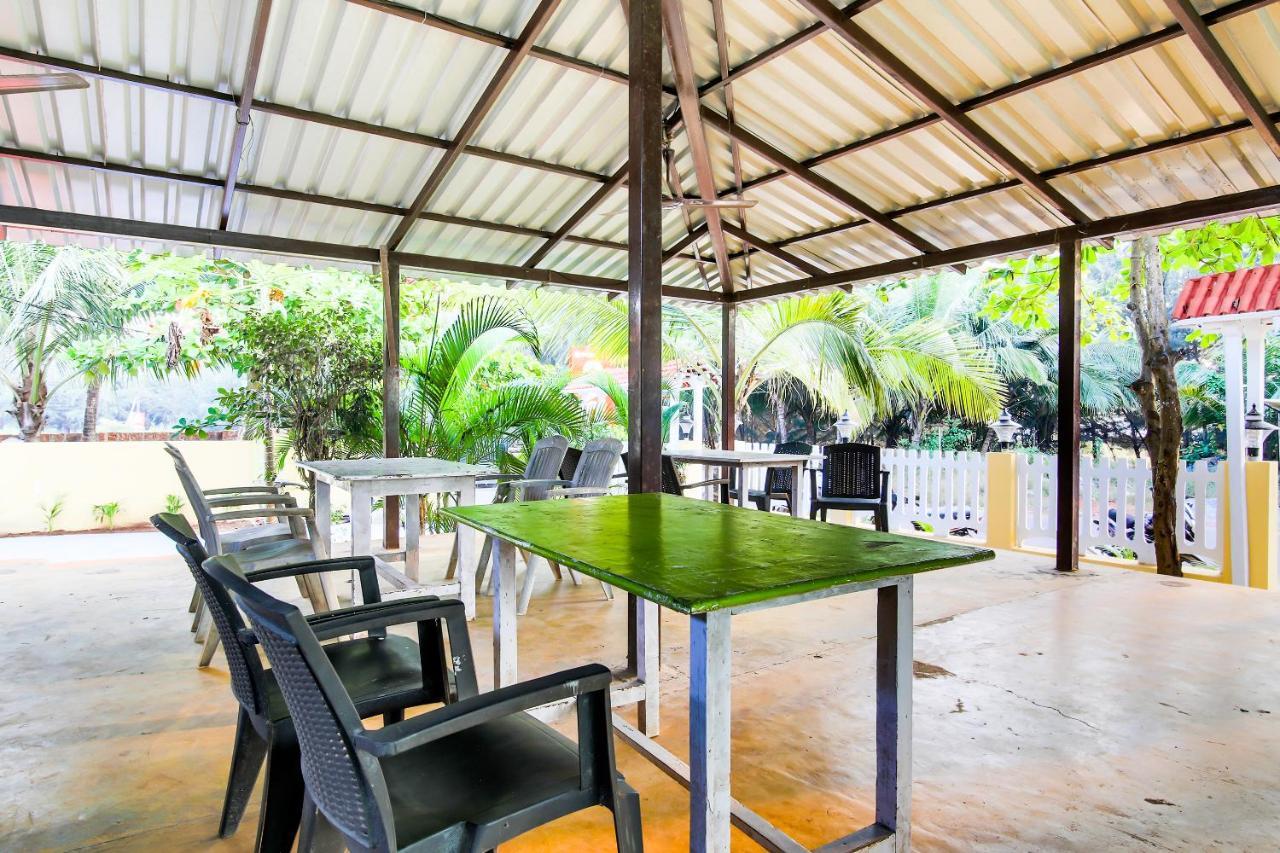 Oyo Flagship 19362 Sai Coco Resort Morjim Luaran gambar